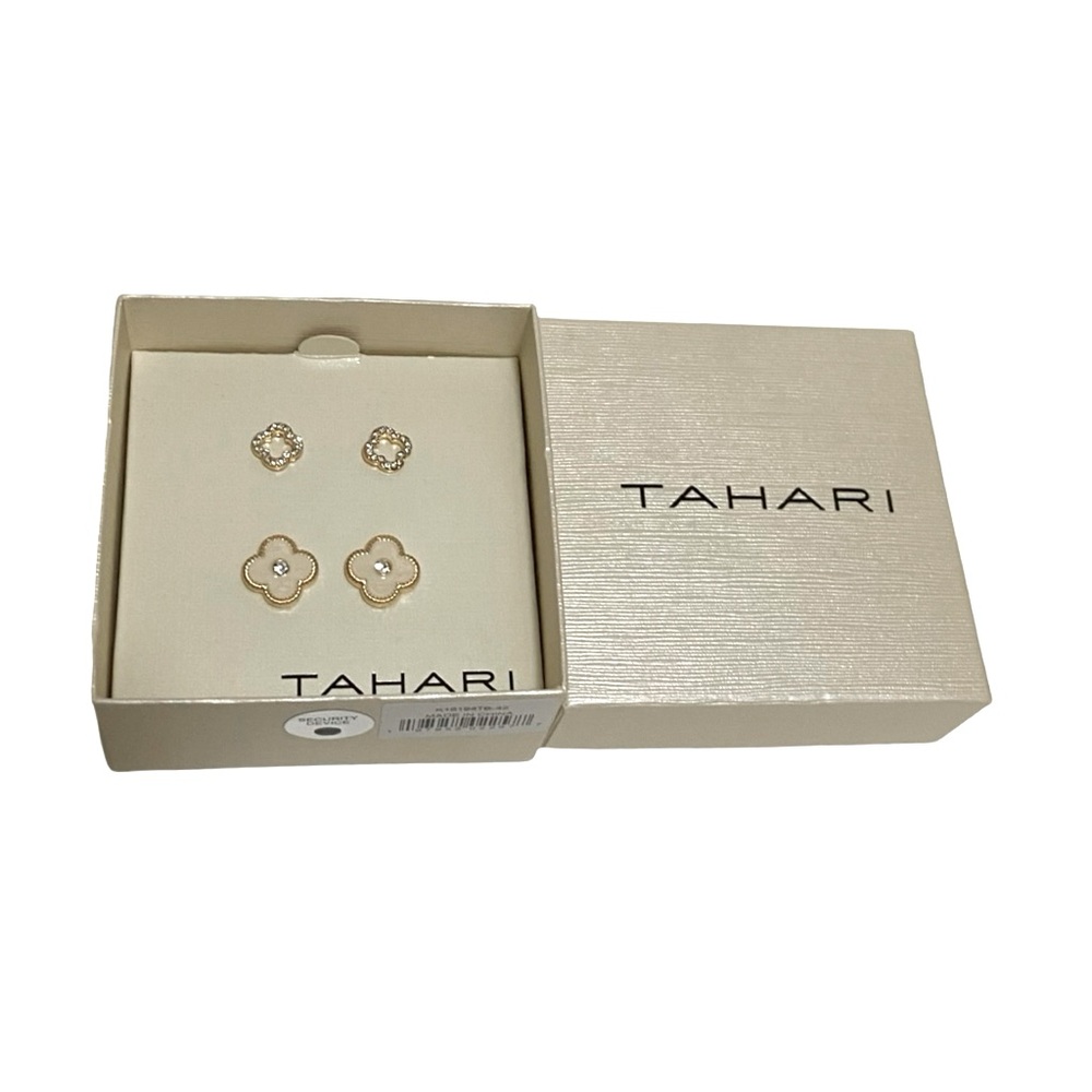 Tahari stud earrings